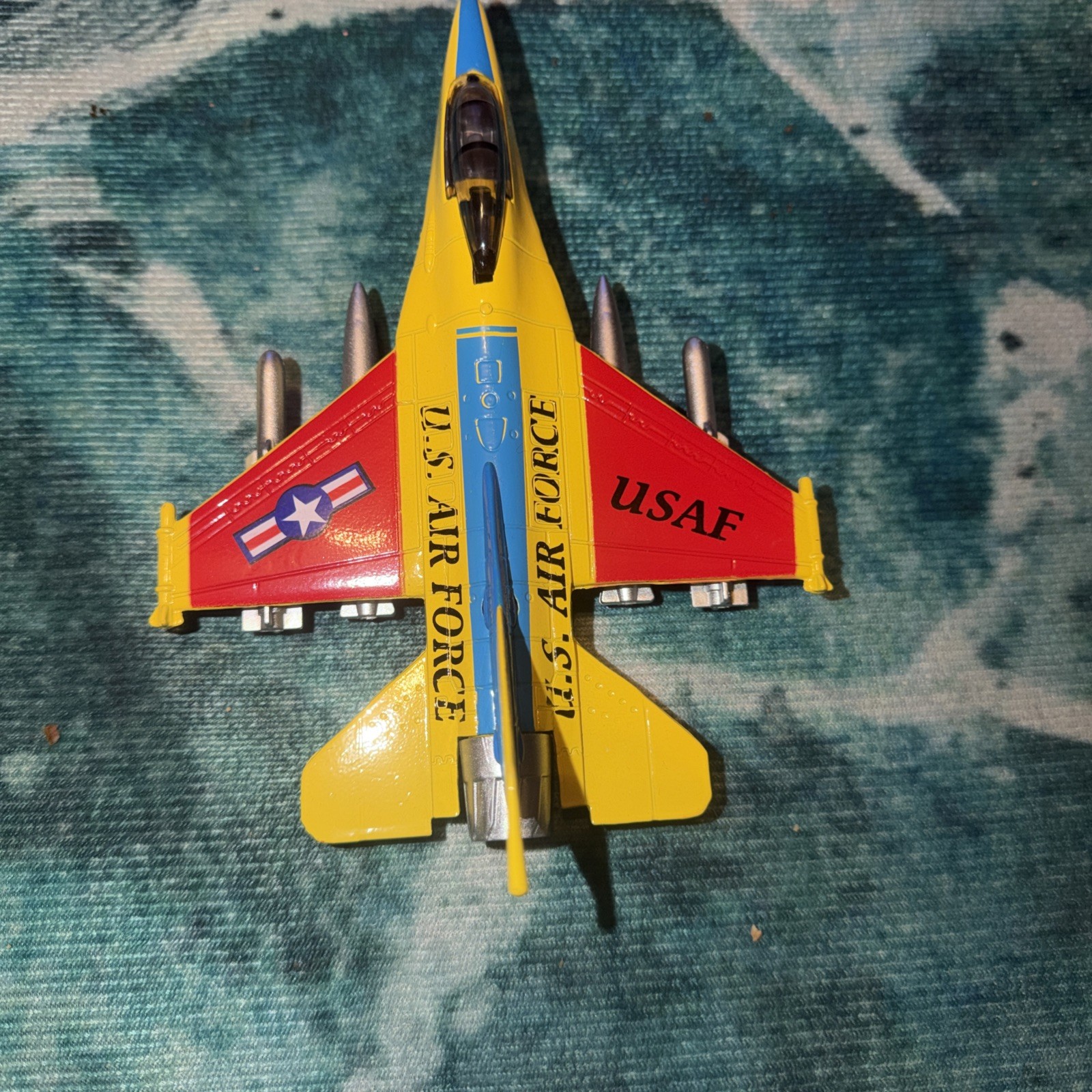 USAF F-16 Viper Pull Back Power 8″X5″ Multi Color Pilot Open Cockpit TM980 Daron