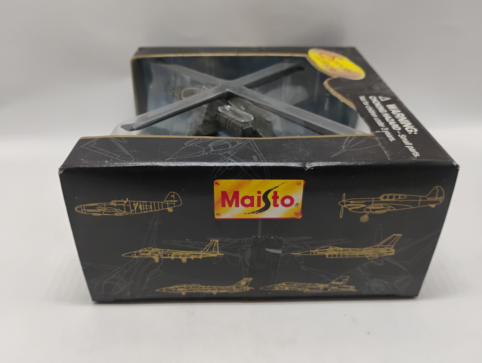 Maisto Special Edition Air Force AH-64A Apache Helicopter