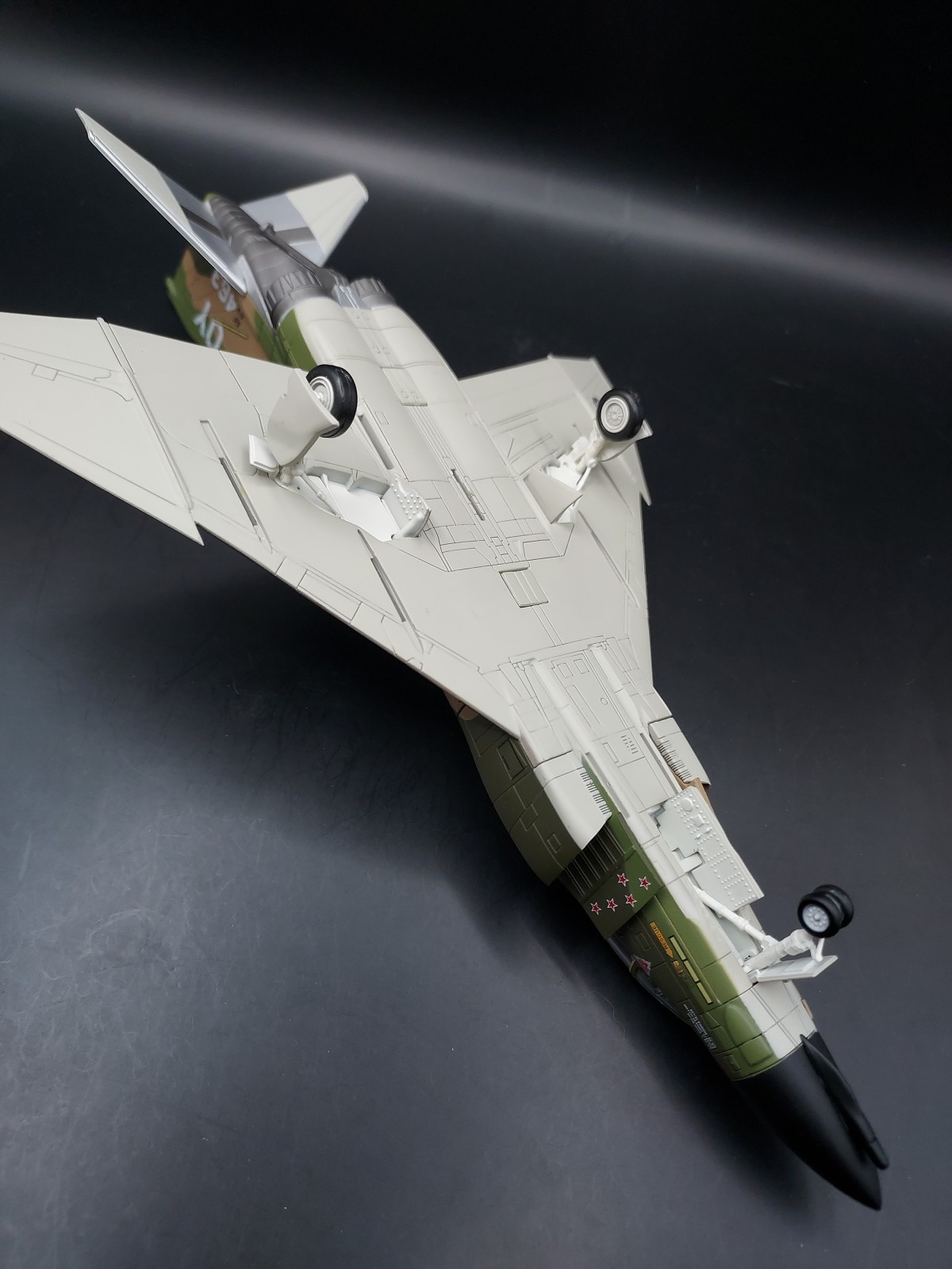 Hobby Master 1/72 F-4 Phantom 555th TFS “Save Ritchie” 1972 Diecast HA1973 *Read