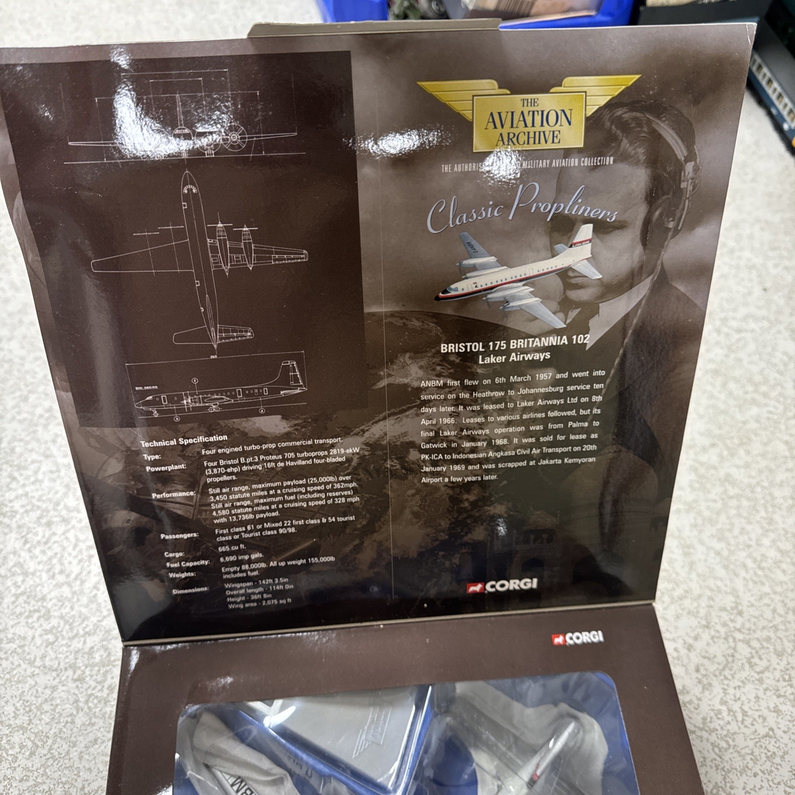 CORGI Aviation Archive 1:144 Bristol 175 Britannia 102 Laker Airways AA48601