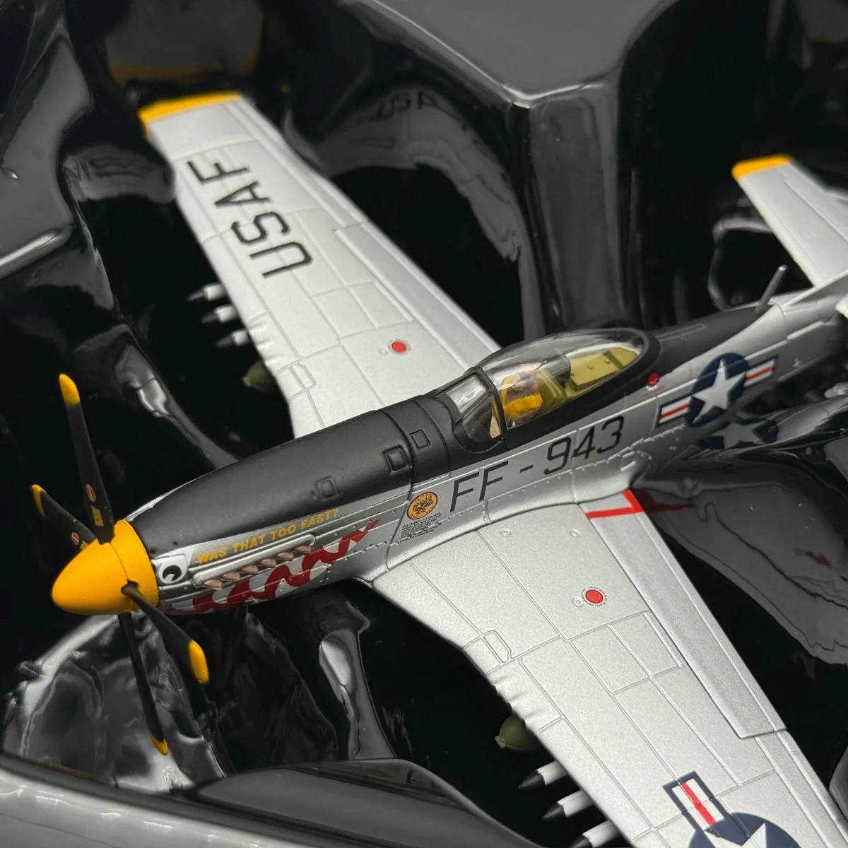 Corgi AA27702 1:72 F-51D Mustang USAF 18th FBG ‘Was that too fast?’ 1951
