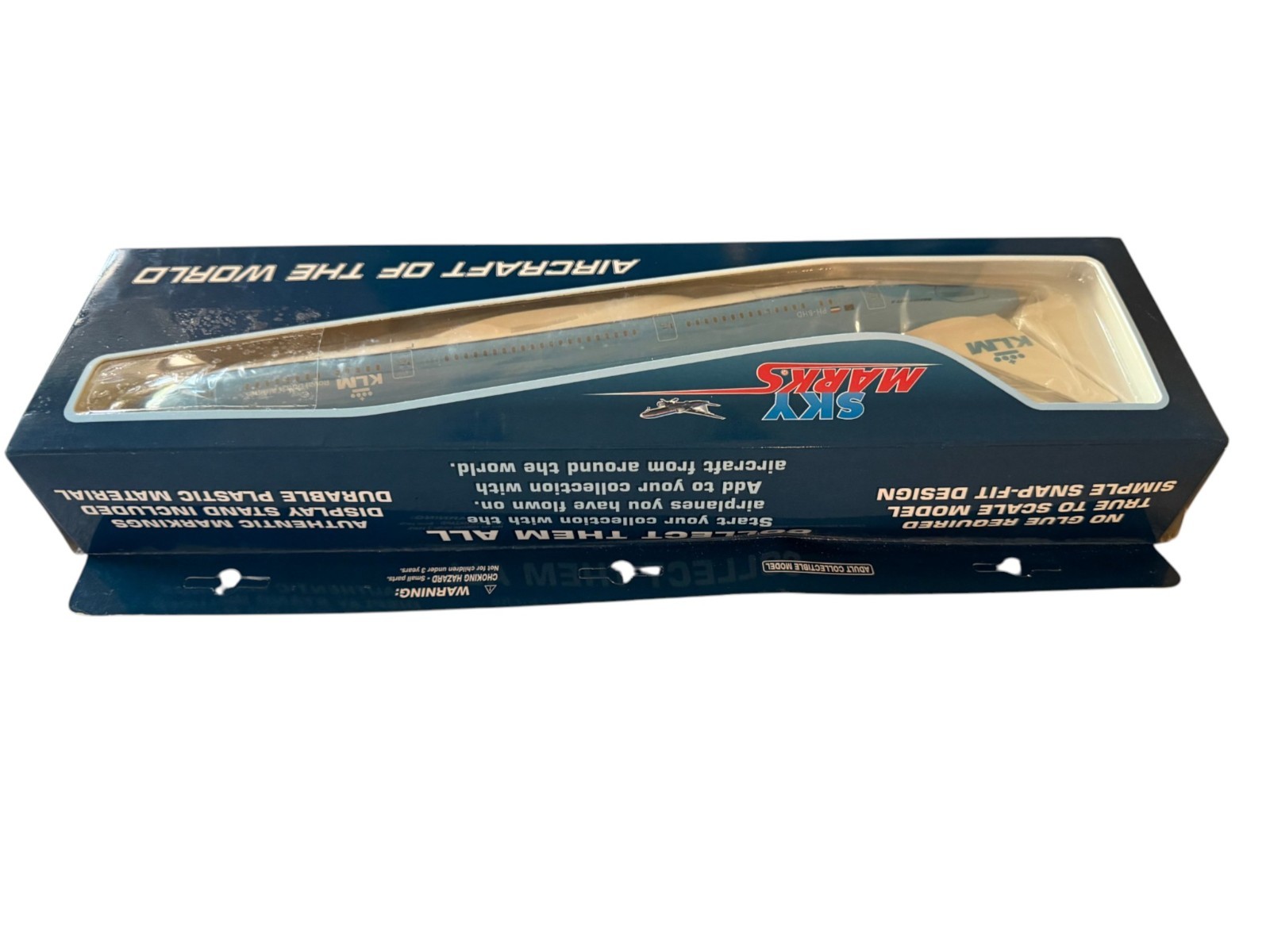 SkyMarks KLM Boeing 787-9 Dreamliner PH-BHD 1:200 Snap-Fit Model Airplane NIB