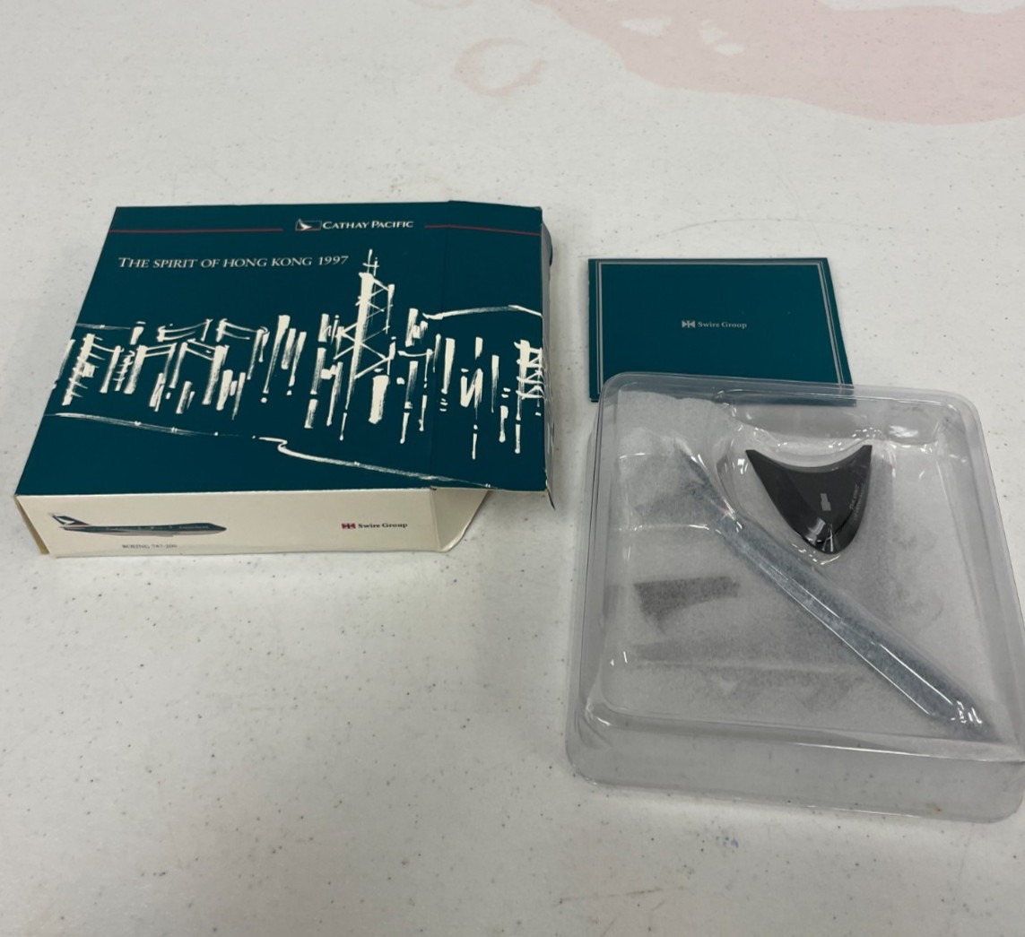 Cathay Pacific The Spirit of Hong Kong Boeing 1997 Plane Model 747-200 NEW