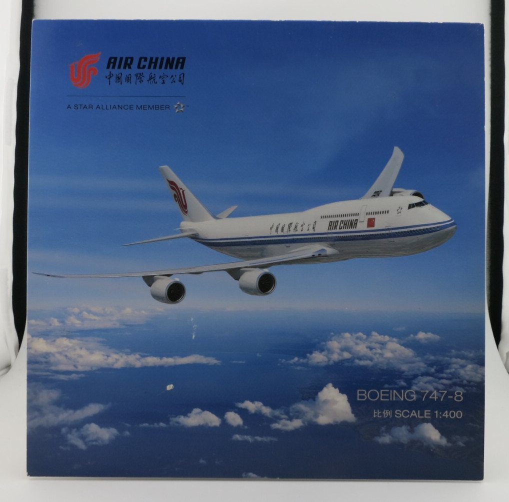 Hogan Air China Boeing 747-8 Model – 1:400