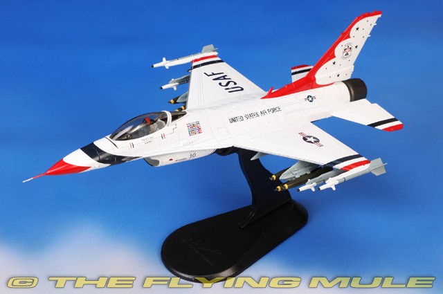 Hobby Master 1:72 F-16C Fighting Falcon USAF Thunderbirds Warbird