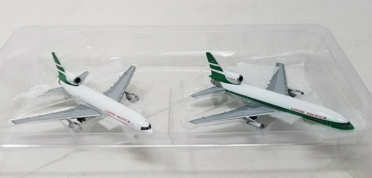 Cathay Pacific Pair of 1/500 Lockheed L-1011 Diecast Airplanes VR-HHW & VR-HOK