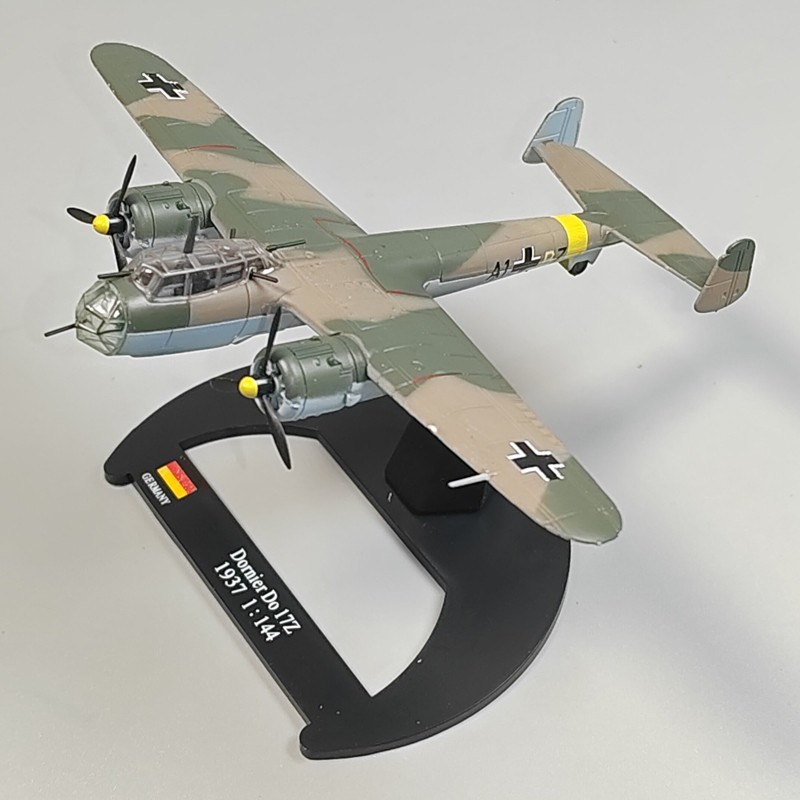 1:144 WW2 Luftwaffe Dornier Do 17Z Bomber Model Diecast Military Collection Gift