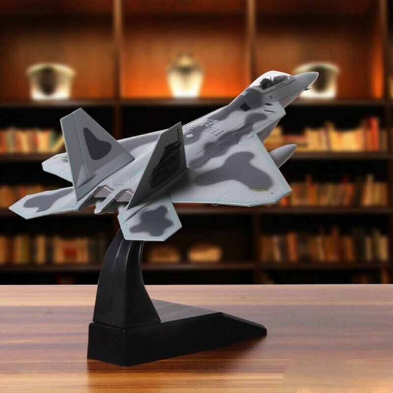 1:100 Lockheed Martin USAF F-22 Raptor Fighter Model Diecast Military Collection