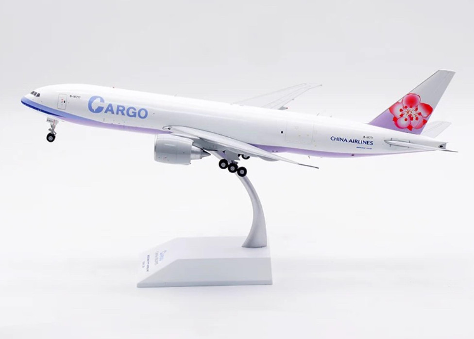 1:200 JC Wings China Airlines Cargo Plane B777F Airplane Diecast Aircraft Model