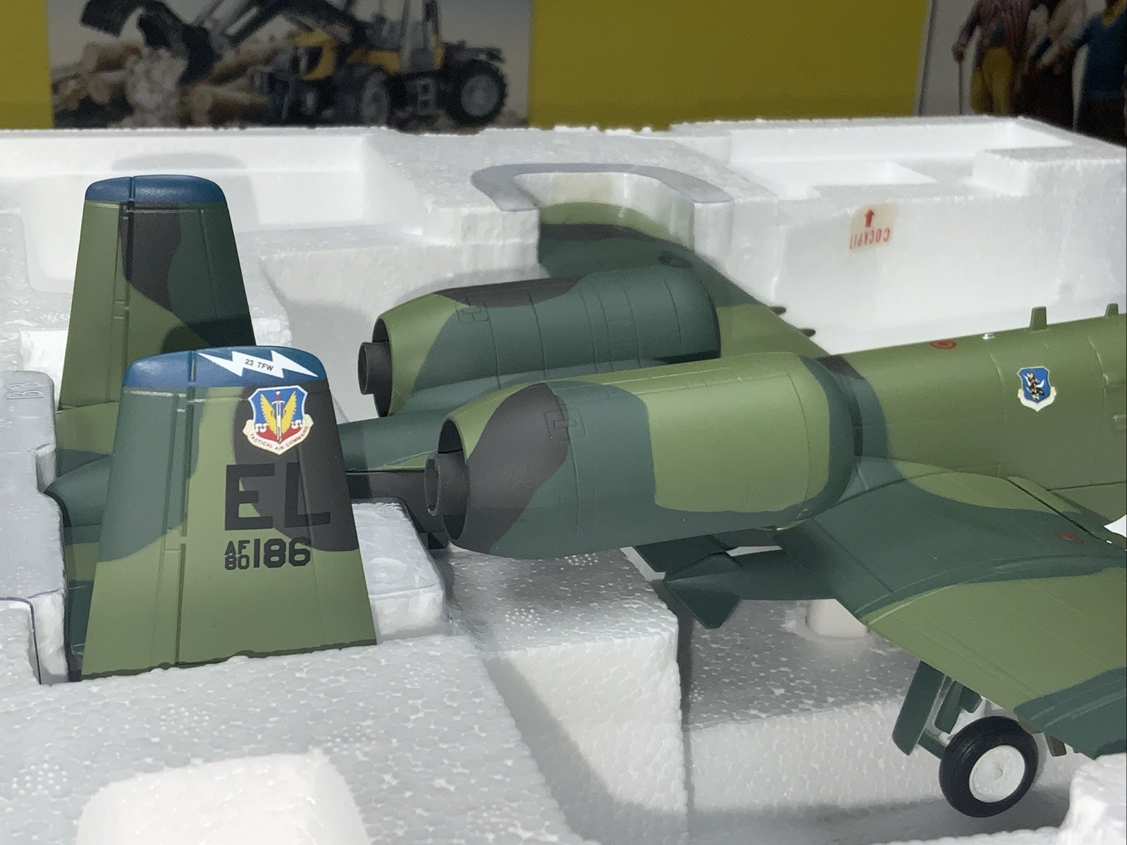 Franklin Mint Armour Collection A10 WARTHOG USAF AIR FORCE B11 B921
