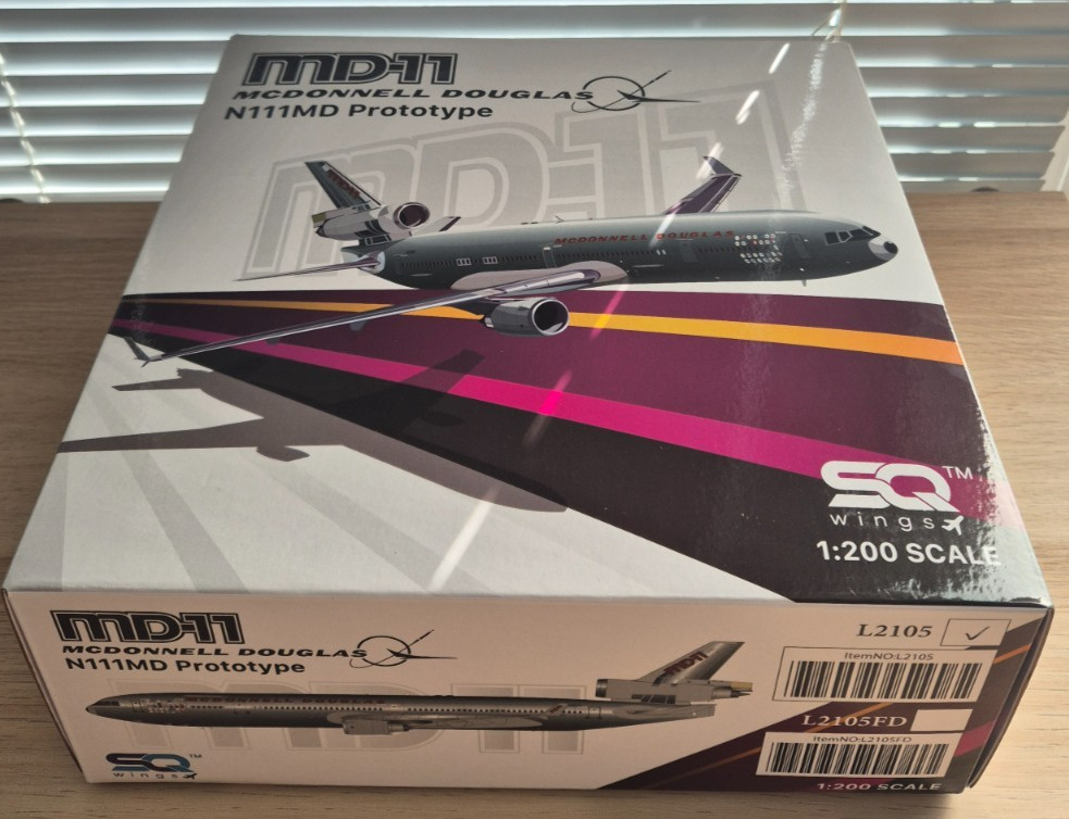 SQ Wings 1/200 McDonnell Douglas MD-11 House Color N111MD Prototype