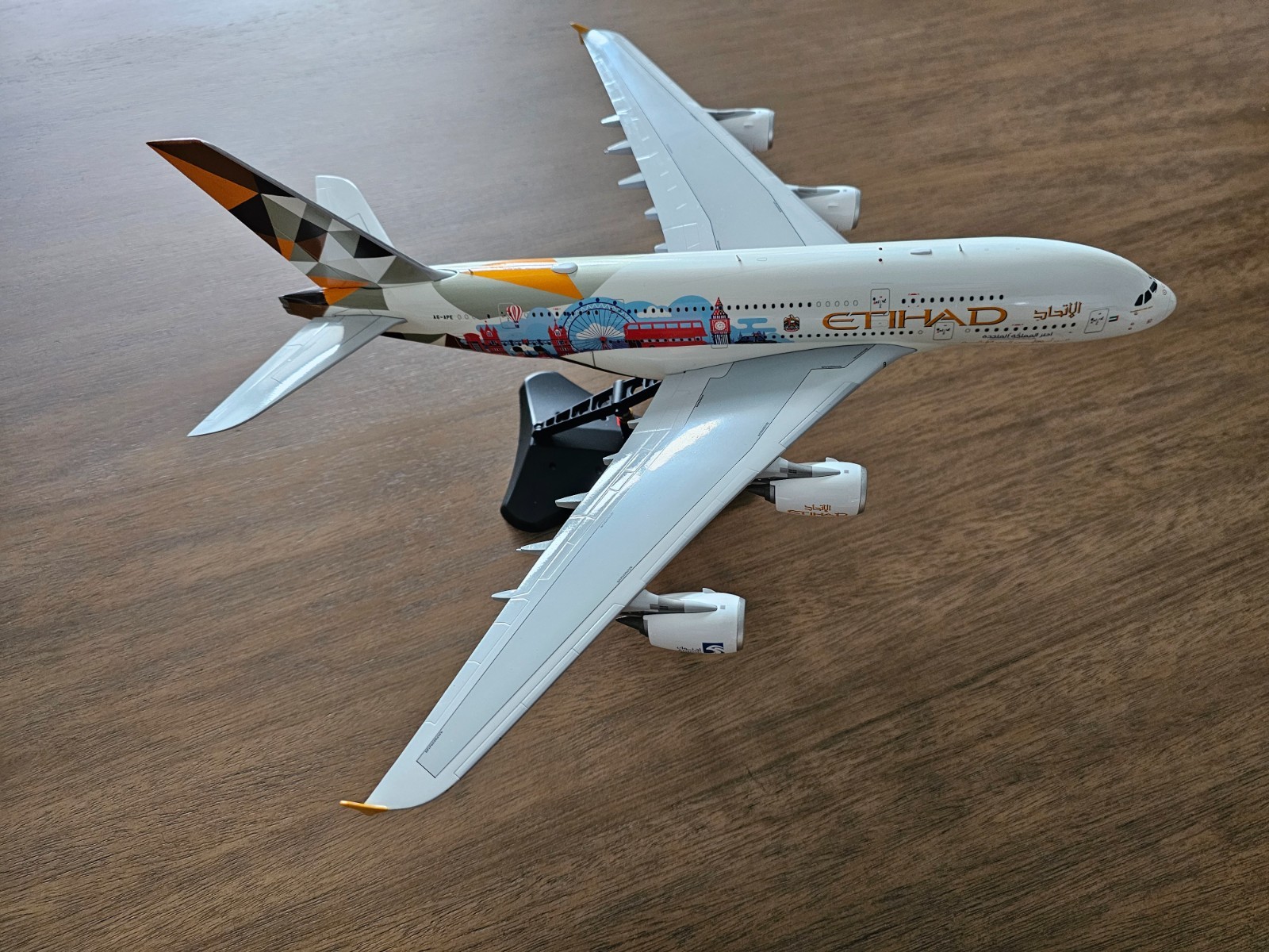 JC Wings Etihad Airways Airbus A380 “Choose The United Kingdom” A6-APE