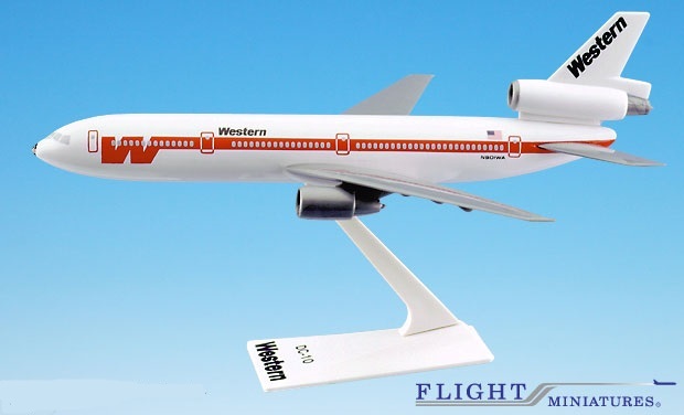 Flight Miniatures Western “White Scheme” DC-10 1:250 Scale Model Airplane