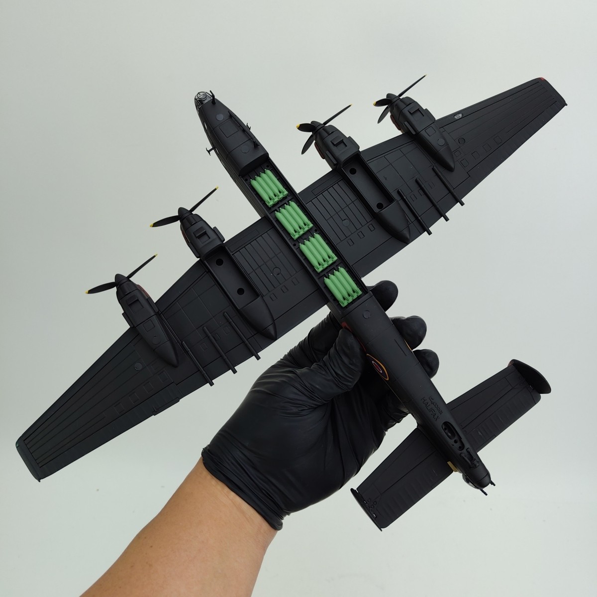 CORGI 1:72 HP Halifax AV RAF 295 Squadron Operation Elaborate June 1943 AA37203