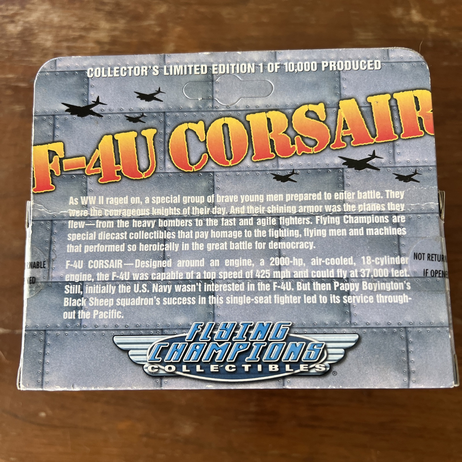 1999 Flying Fighters Champions Limited Edition Diecast WWII F-4U Corsair Plane