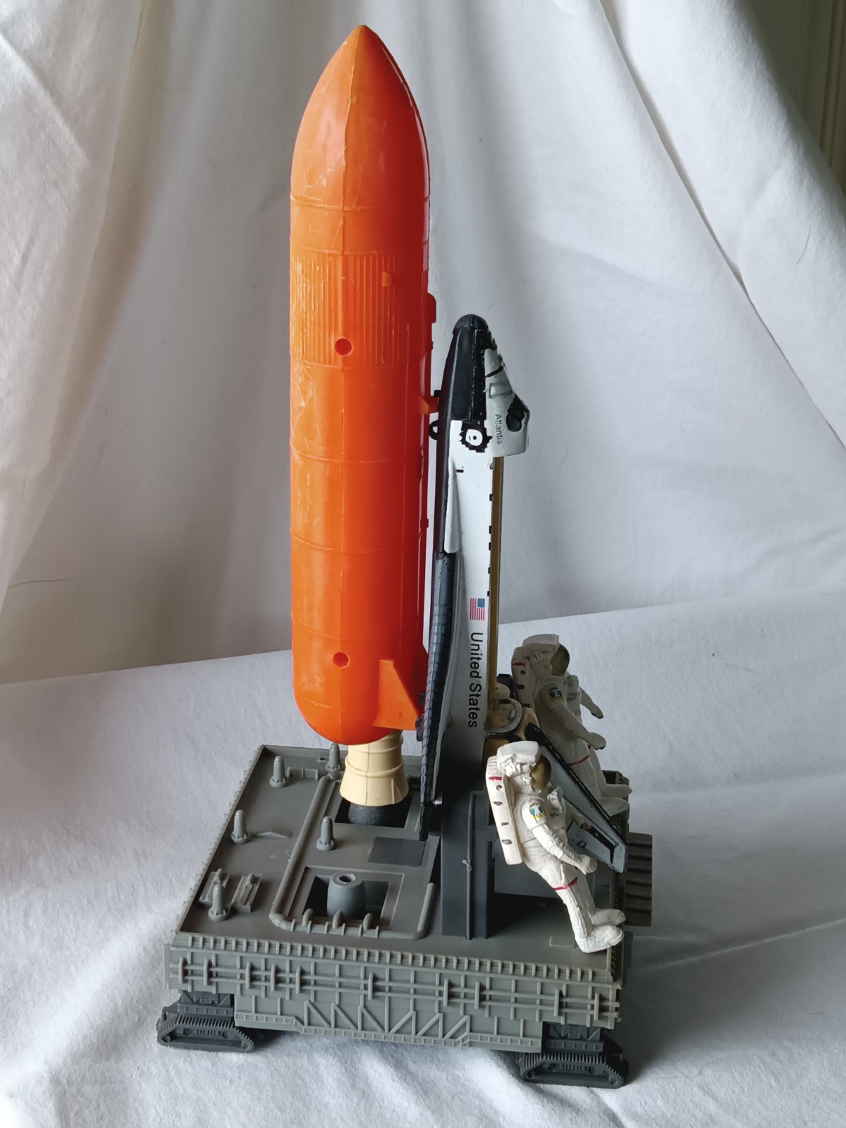 NASA Space Shuttle, 2 Astronaut Figurines, 1 Rocket Booster (missing parts)