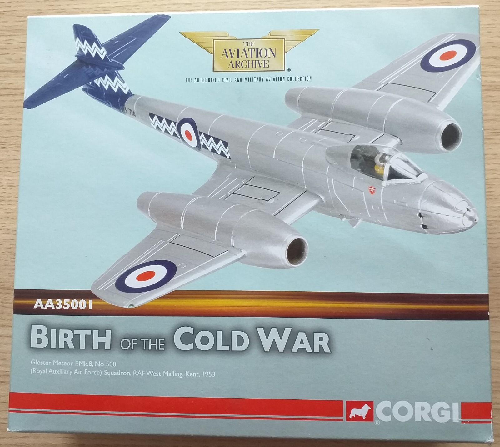CORGI AIRCRAFT AA35001 GLOSTER METEOR F.MK.8, NO.500,RAAF, 1/72 SCALE.