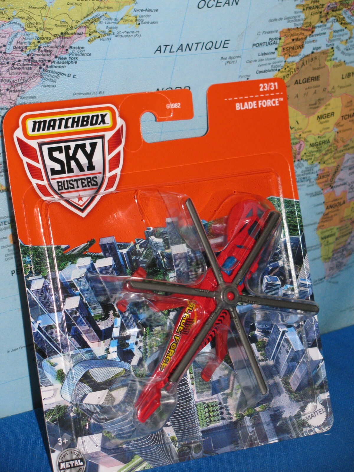 MATCHBOX MBX SKY BUSTERS BLADE FORCE HELICOPTER #23/31 ***BRAND NEW***