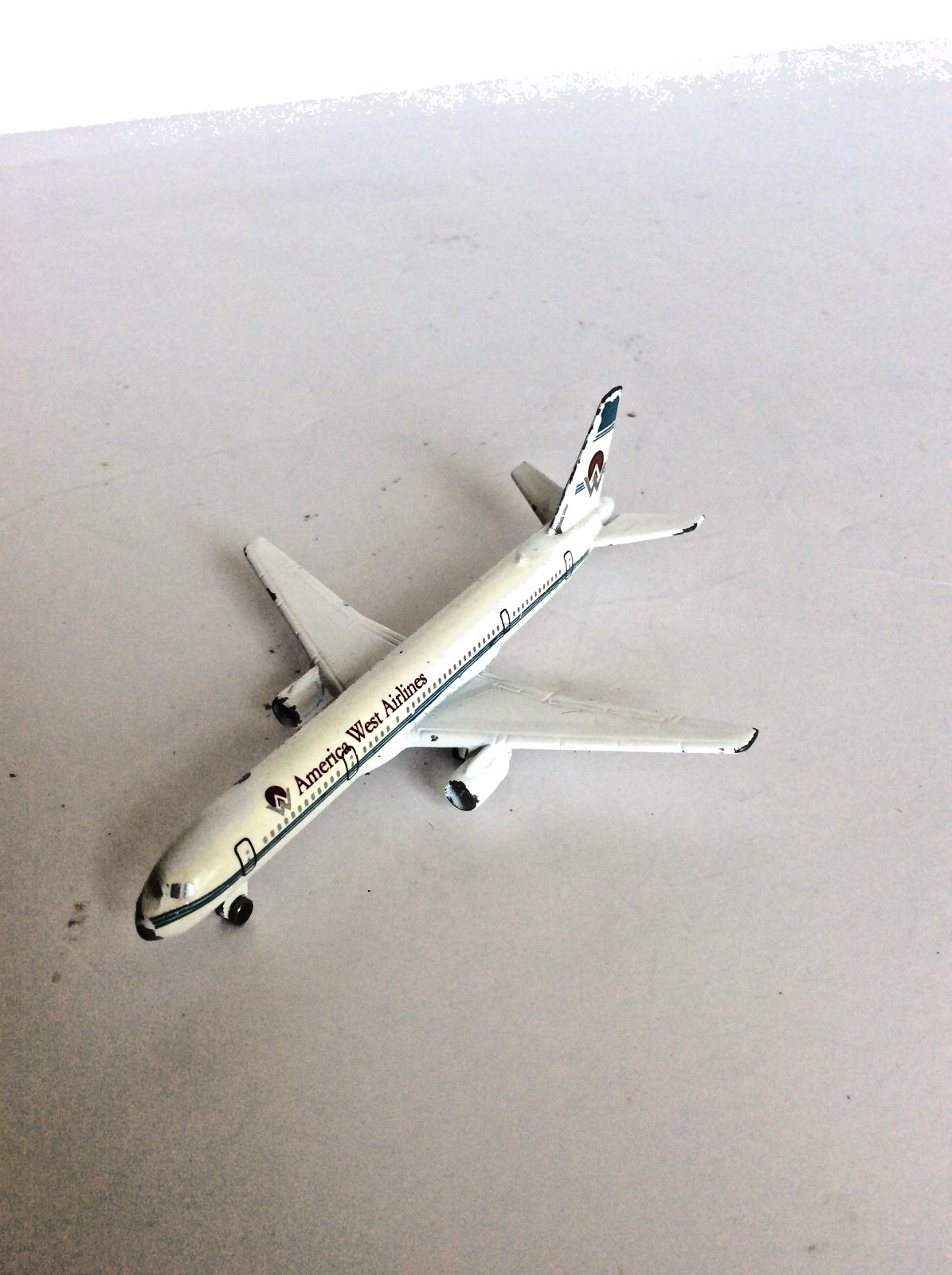 Vintage SCHABAK 1:600 DIECAST America West Airlines – Boeing 757 #908/128