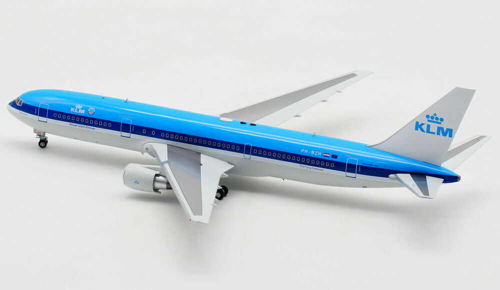1:200 IF200 KLM – Boeing 767-306/ER PH-BZH w/stand