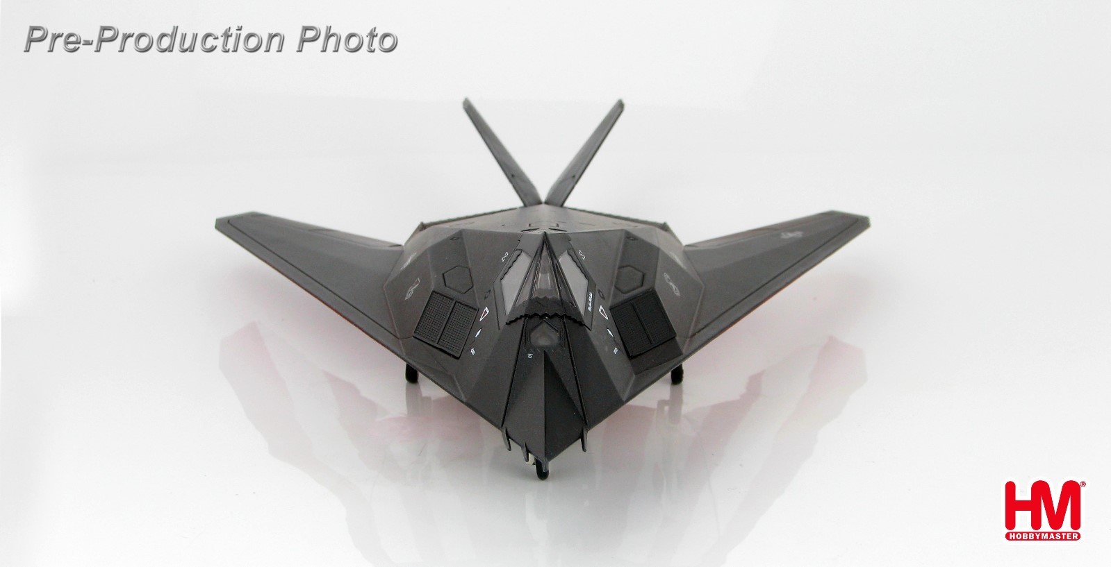HOBBY MASTER 1:72 HA5802 LOCKHEED F-117A NIGHTHAWK “FAREWELL” 88-0843, 2008
