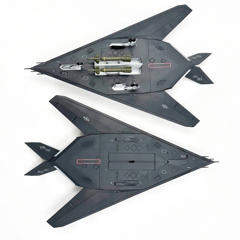 Wltk USAF F-117 Nighthawk Stealth Attack Aircraft Shark Mouth 1/72 Diecast Model
