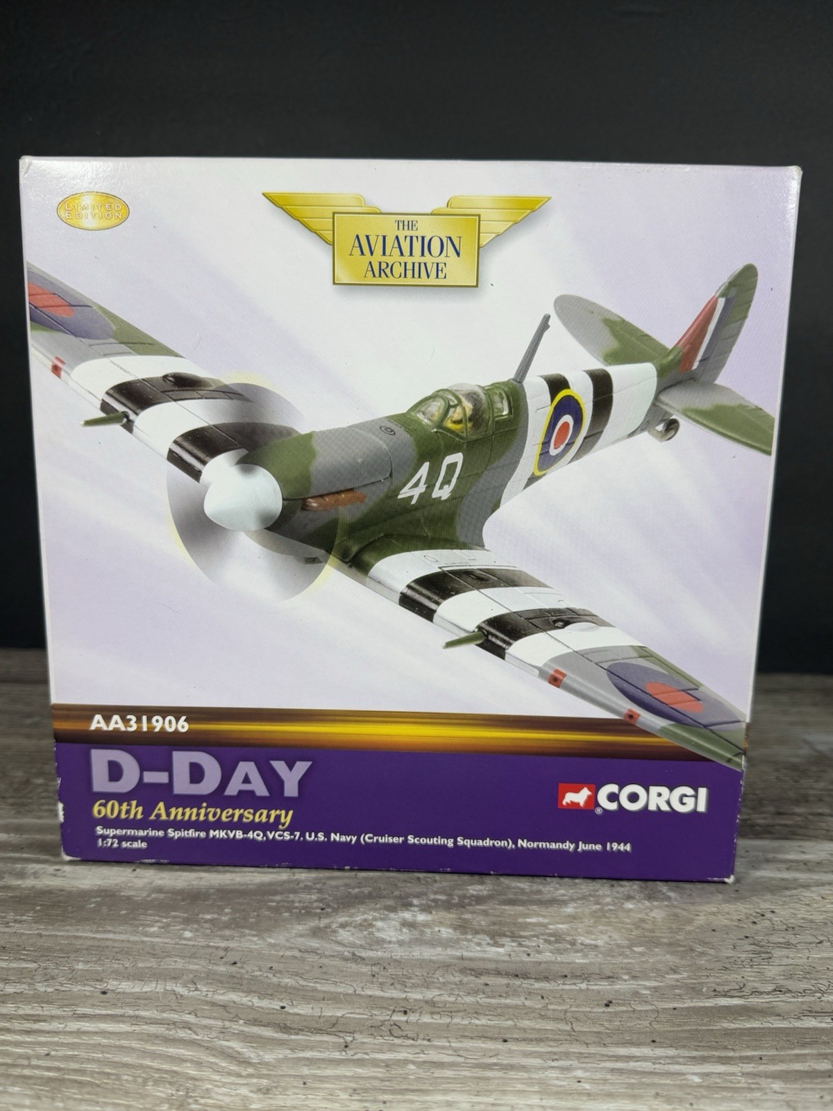 Corgi AA31906 1:72 Supermarine Spitfire MkVB-4Q, VCS-7, Navy READ MISSING PIECES