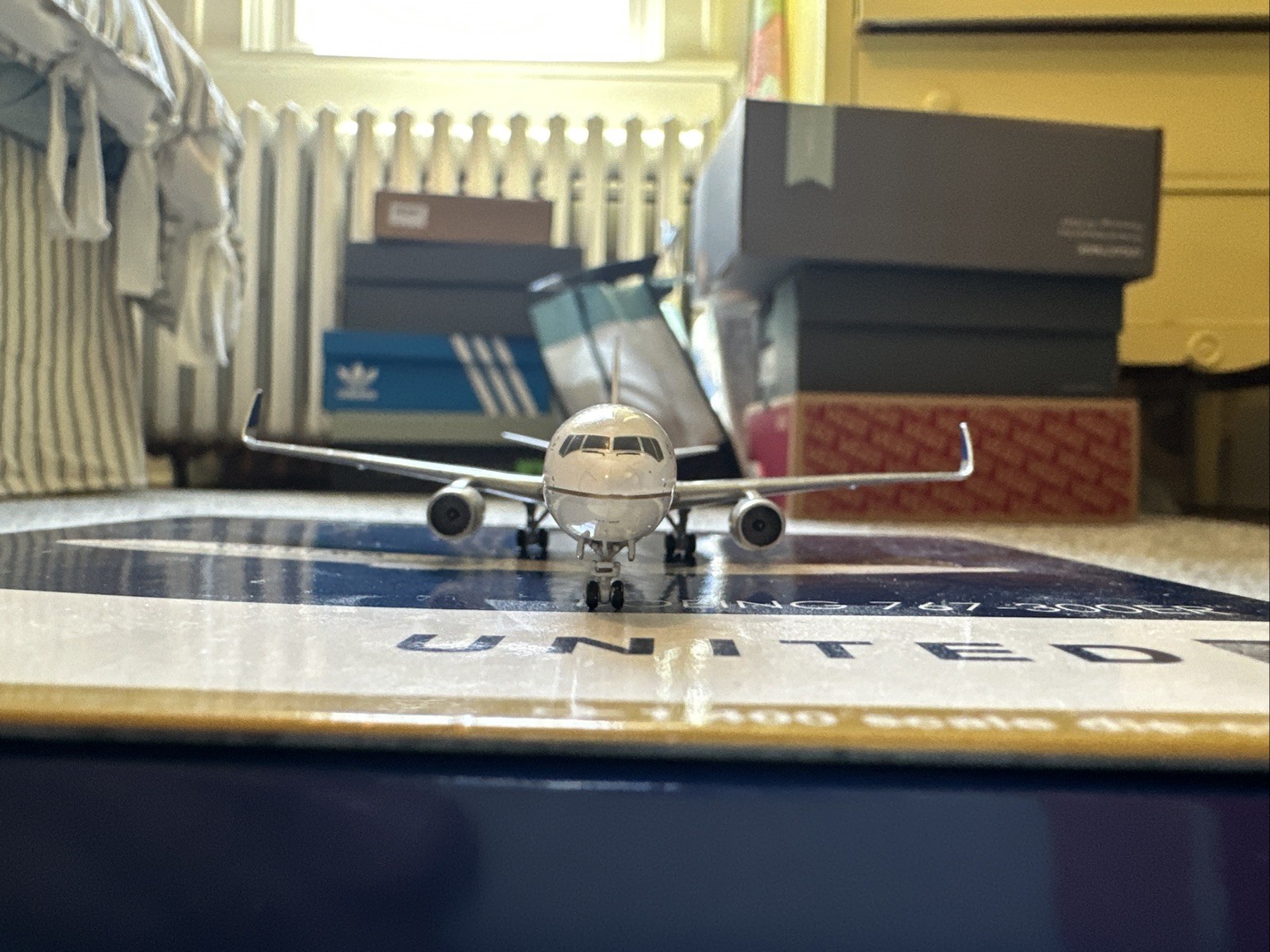 Gemini Jets 767-400 United Airlines N69059 in 1:400