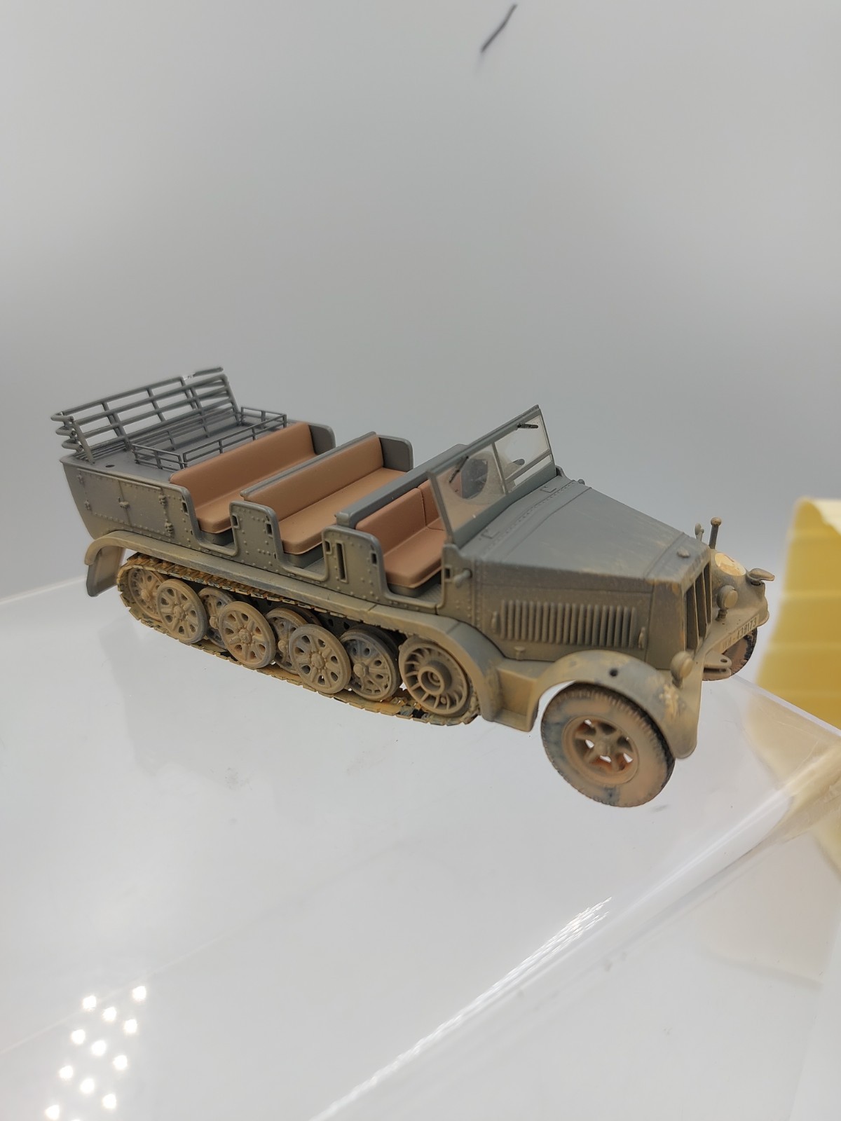 SDKFZ.7 GERMAN HALF-TRACK GERMAN 12TH ARMY FRANCE JUNE 1940 – CORGI CC60002 1/50
