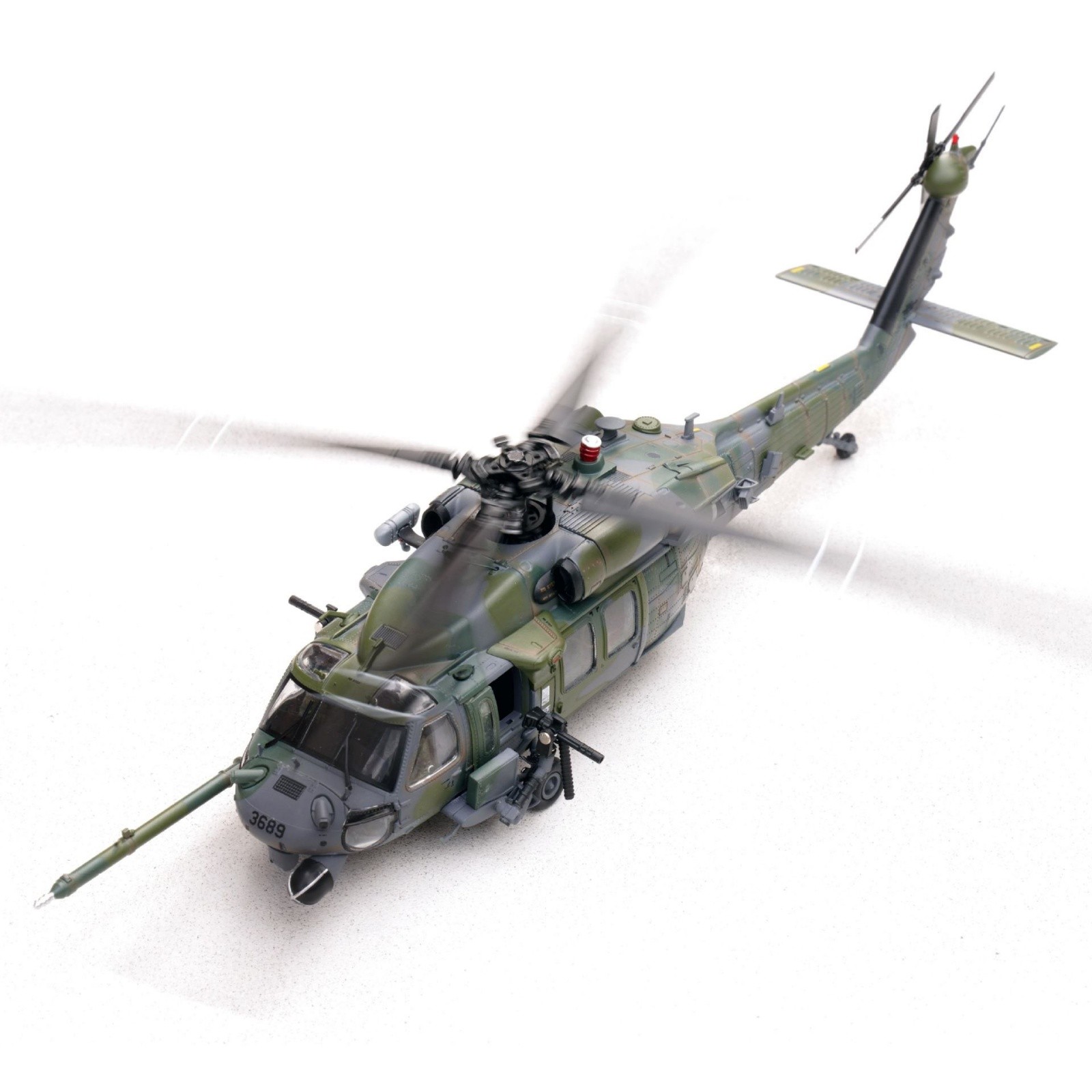Ready to Display US Air Force HH-60G Pave Hawk Combat Rescue Helicopter 1/72