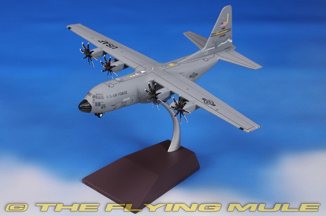 GeminiJets 1:200 C-130H Hercules USAF 120th AW, 186th AS MT ANG #96-7325