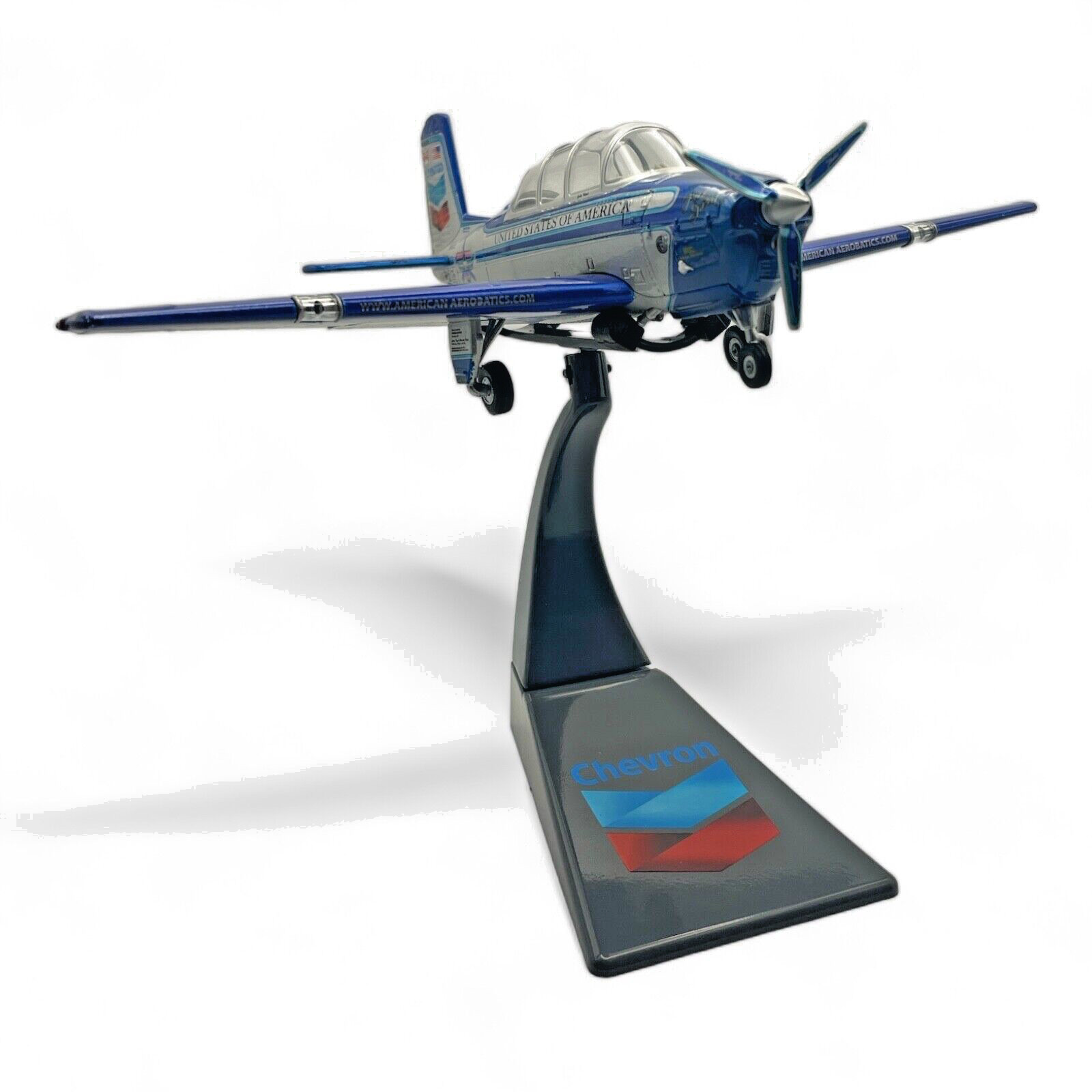 Julie Clark’s Chevron Mentor Beechcraft T-34 Free Spirit Diecast Airplane w/DVD