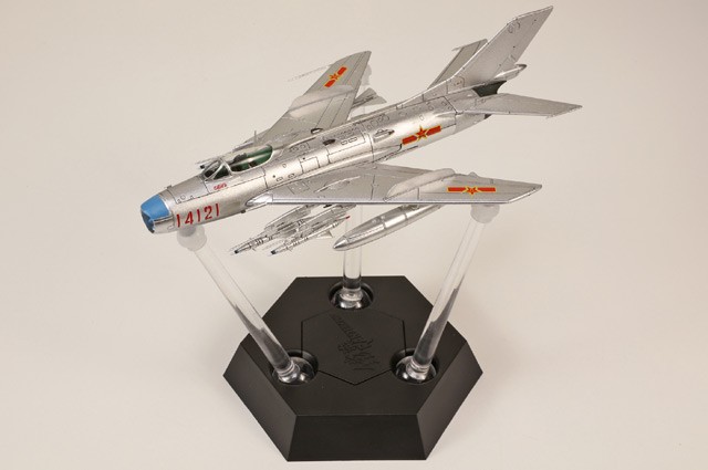 14641PA Panzerkampf MiG-19PM Farmer-E 1/72 Model Red 14121 PLAAF