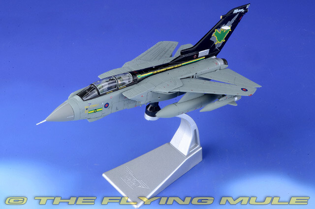 Corgi 1:72 Tornado GR.Mk 4 RAF No.IX(B) Sqn ZG775