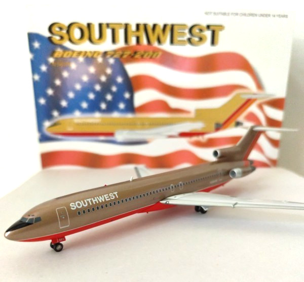 Inflight 1:200 Southwest Airlines Boeing 727-200 N561PE IF722036 Limited Edition