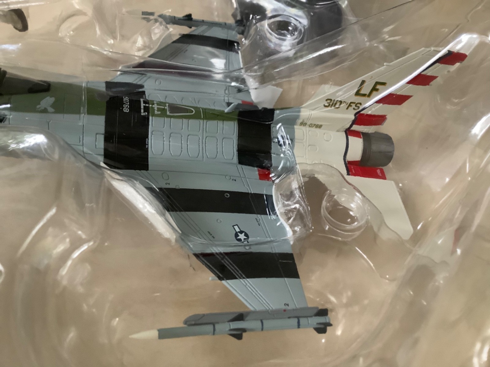 HOBBYMASTER 1:72 F-16C PASSIONATE PATSY, 310TH FS 80TH ANNIVERSARY 2022 HA38013
