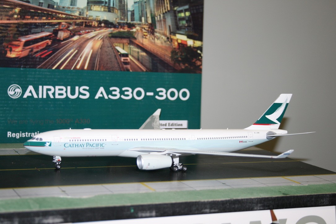 Phoenix/Eagle 1:200 Cathay Pacific Airbus A330-300 L-LBB (100014) ‘1000th A330’