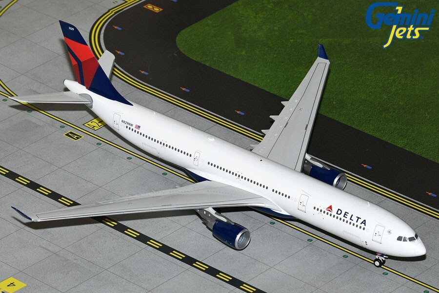Delta Air Lines Airbus A330-300 Gemini Jets G2DAL1119 Scale 1:200 IN STOCK