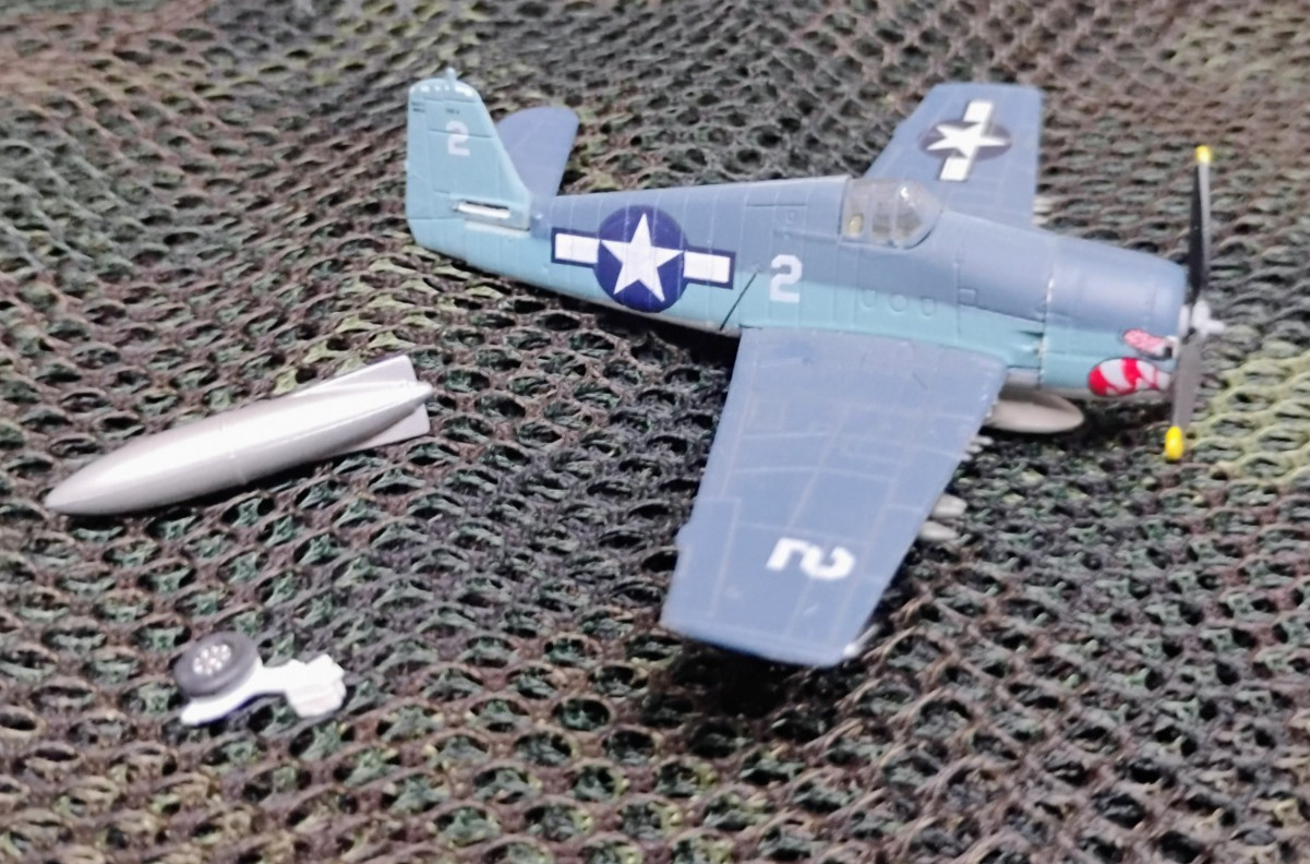 USAF f6f Hellcat Fighter Bomber Group WWII Plane Military Model + Extra Parts