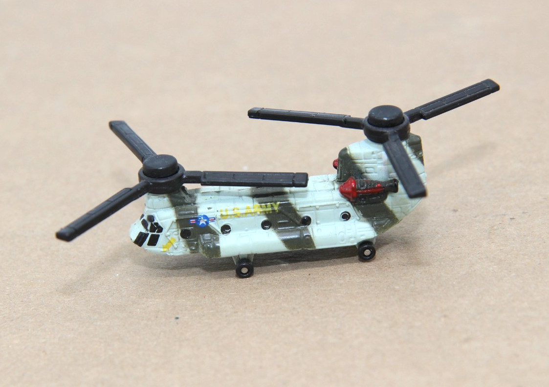 Galoob Micro Machines Military CH-47 Chinook Helicopter Light/Dark Green Camo