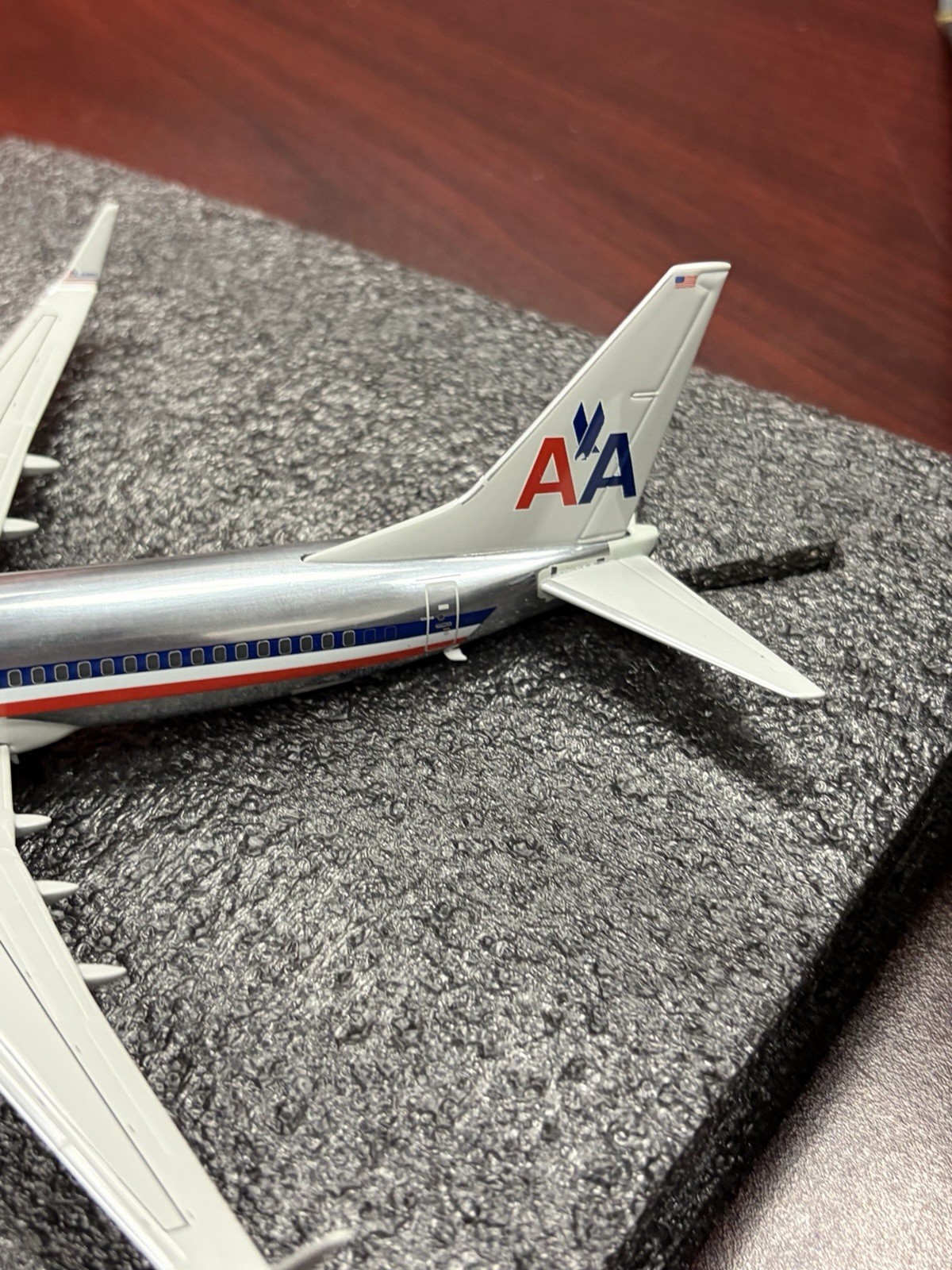 Gemini Jets 200 American Airlines Boeing 737-800 AirCal Livery 1:200 G2AAL015