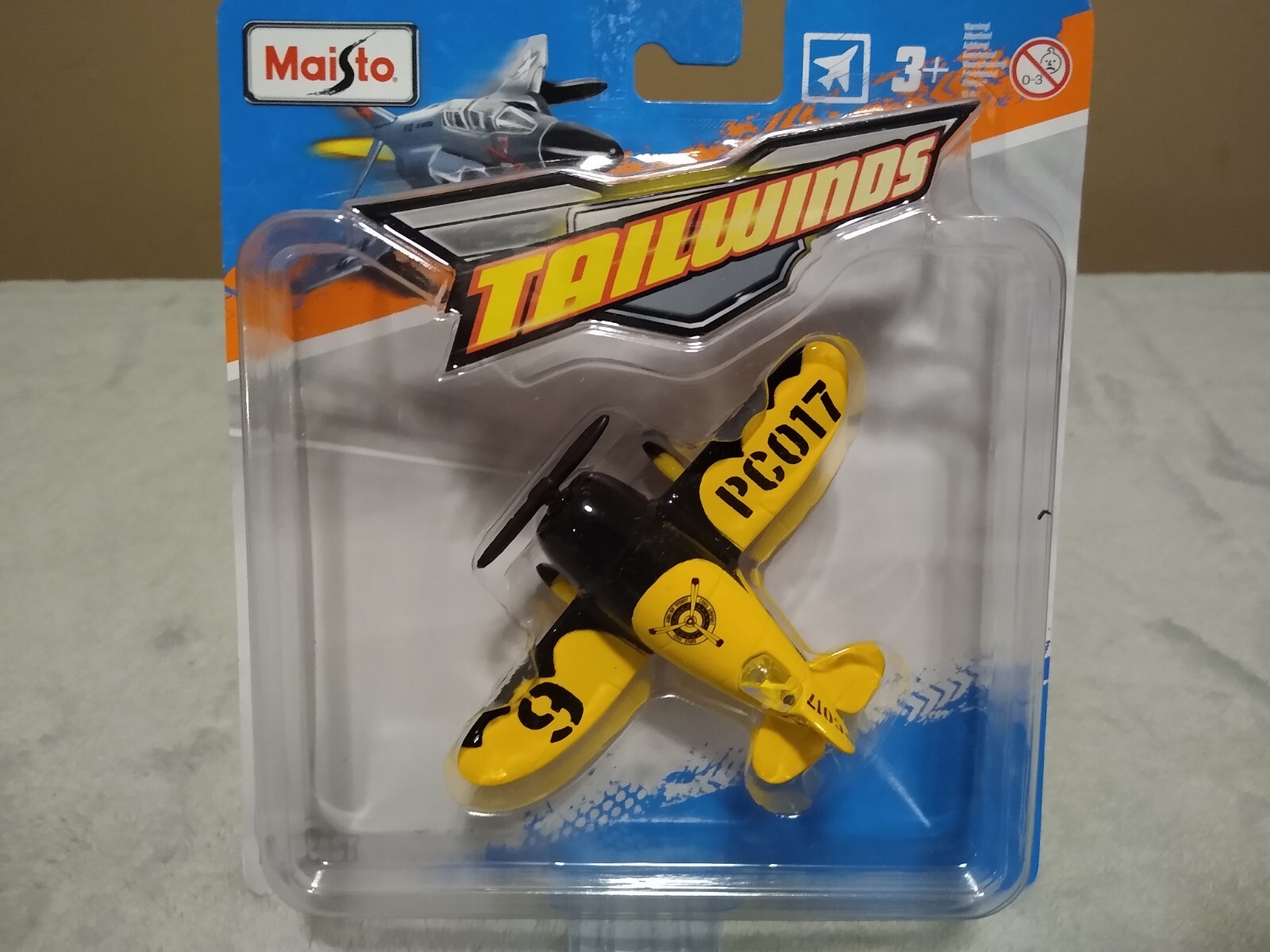 New Maisto Tailwinds Diecast Gee Bee Racer Model