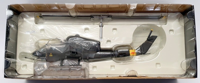 Corgi 1/48 Scale Model Aircraft US51204 – AH-JJ Cobra USMC HML 367