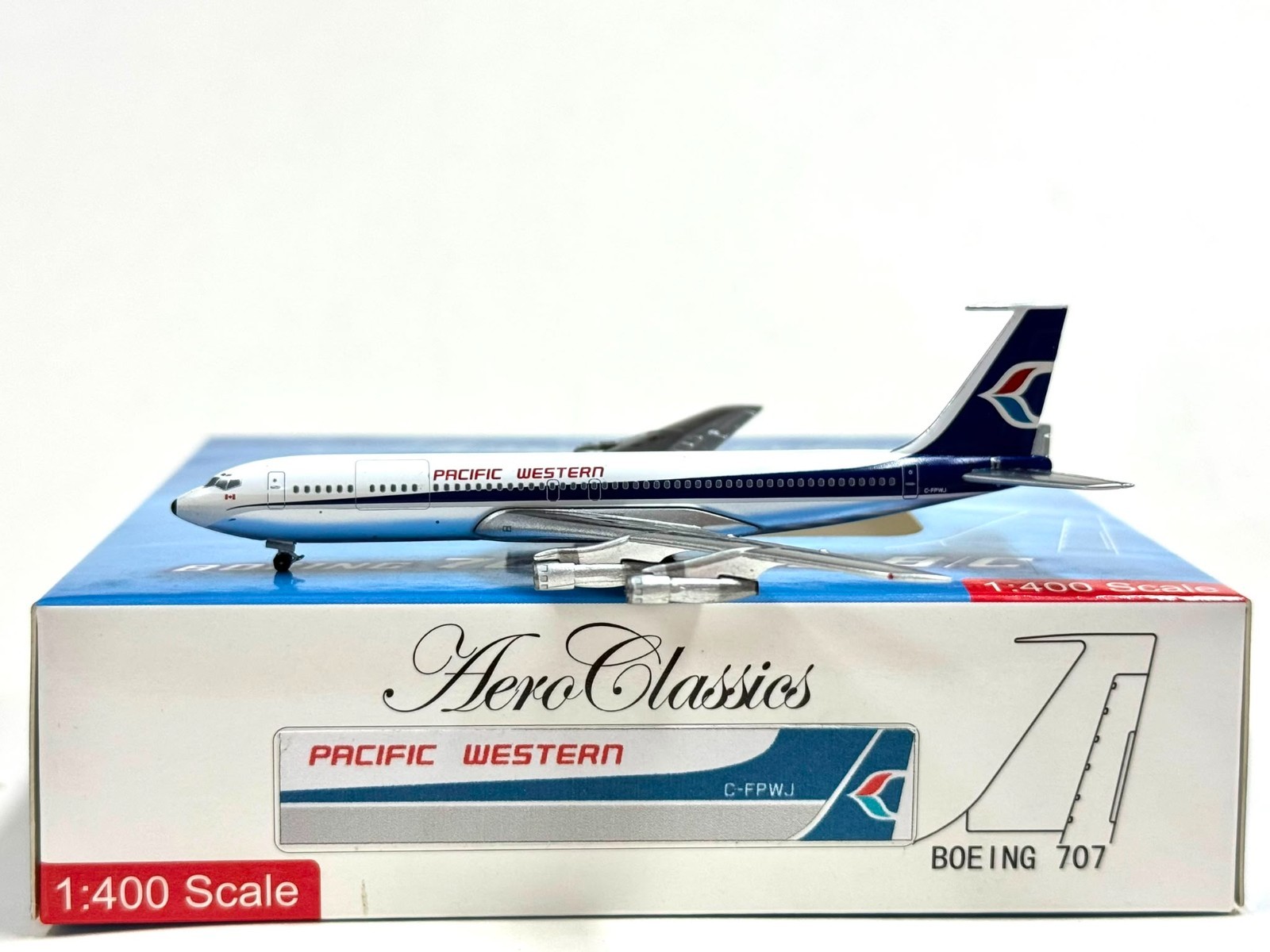 Aeroclassics 1:400 Pacific Western Boeing 707 C-FPWJ