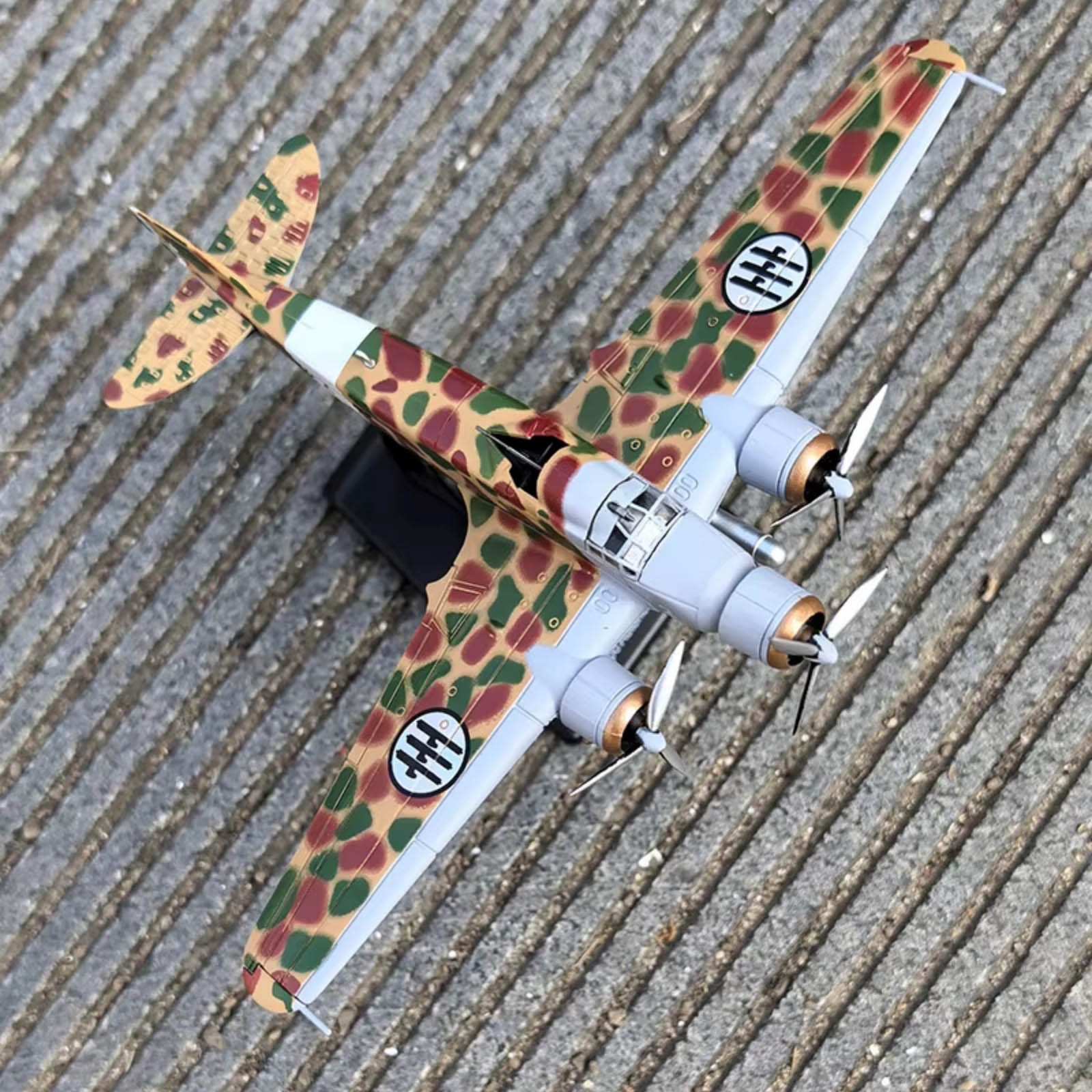 1PCS 1:144 Diecast Savoia-Marchetti SM.79 Bomber Model 11cm Alloy Display Stand