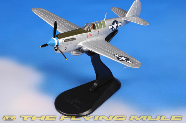 Hobby Master 1:72 P-40N Warhawk USAAF 49th FG Gerald Johnson Black 7