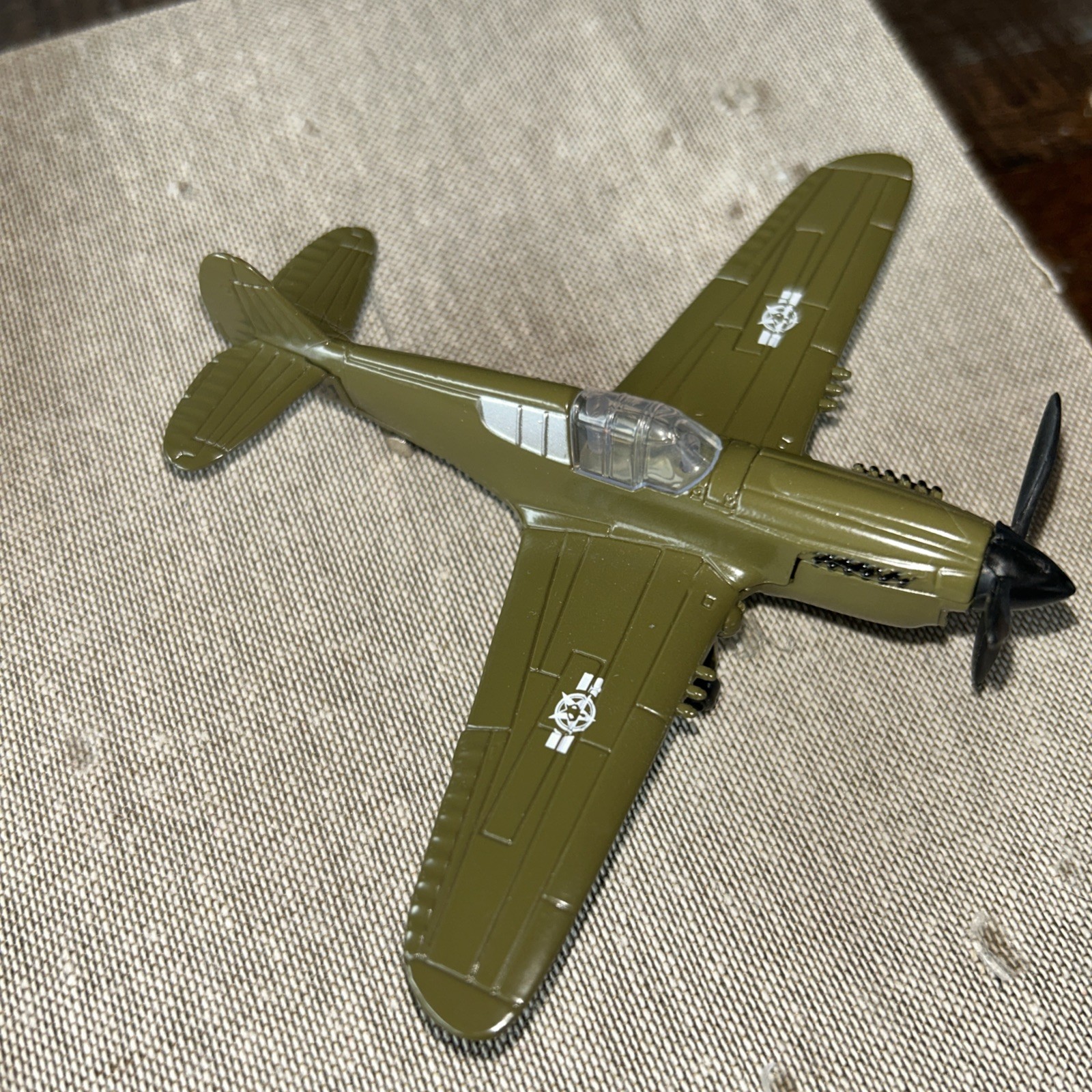 Diecast P40 Warhawk aircraft first flew in 1938 WW11 Great Shape
