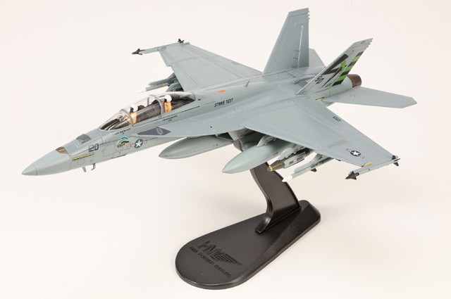 HA5142 Hobby Master F/A-18F Super Hornet 1/72 Model USN VX-23 Salty Dogs