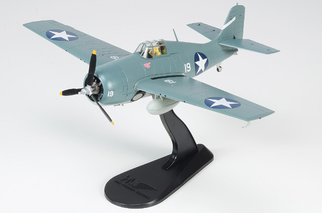 Hobby Master 1/48 F4F-4 Wildcat Airplane White 19 USN VF-10
