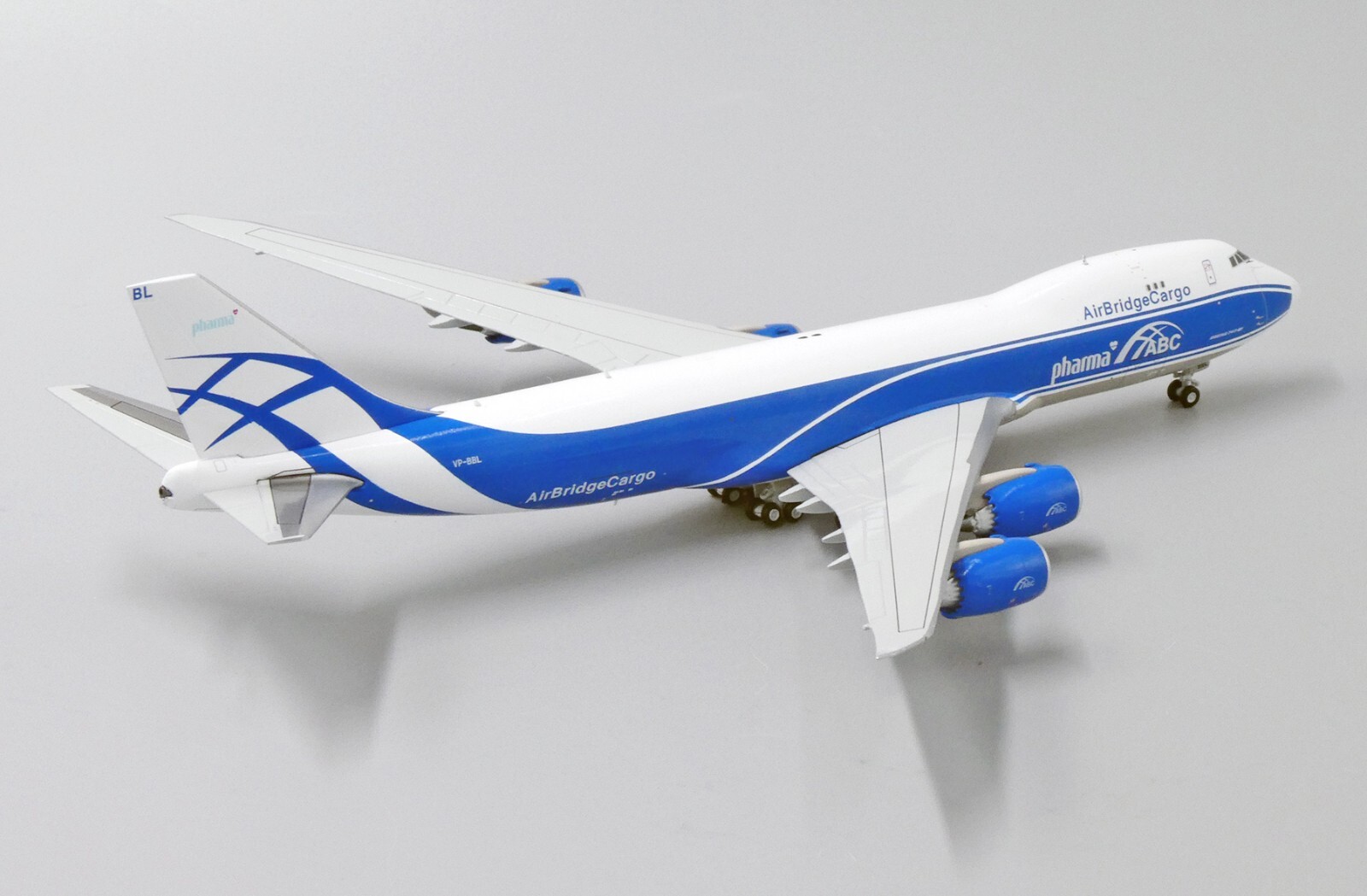 JC Wings 1:400 AirBridgeCargo Boeing B747-800F ‘Pharma’ VQ-BBL Diecast Model